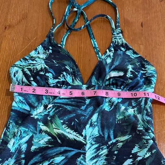 Athleta Teal and Black Tropical Halter Top - Picture 9 of 9